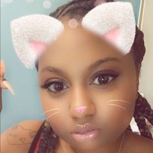 Meet your Posher, Symone